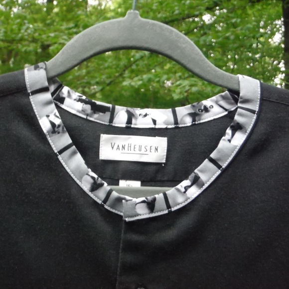 Star Wars Storm Trooper on Black Large Low Collar - Picture 6 of 8